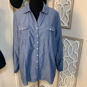 Gloria Vanderbilt light weight blue western pearl snap , cotton shirt. 2X